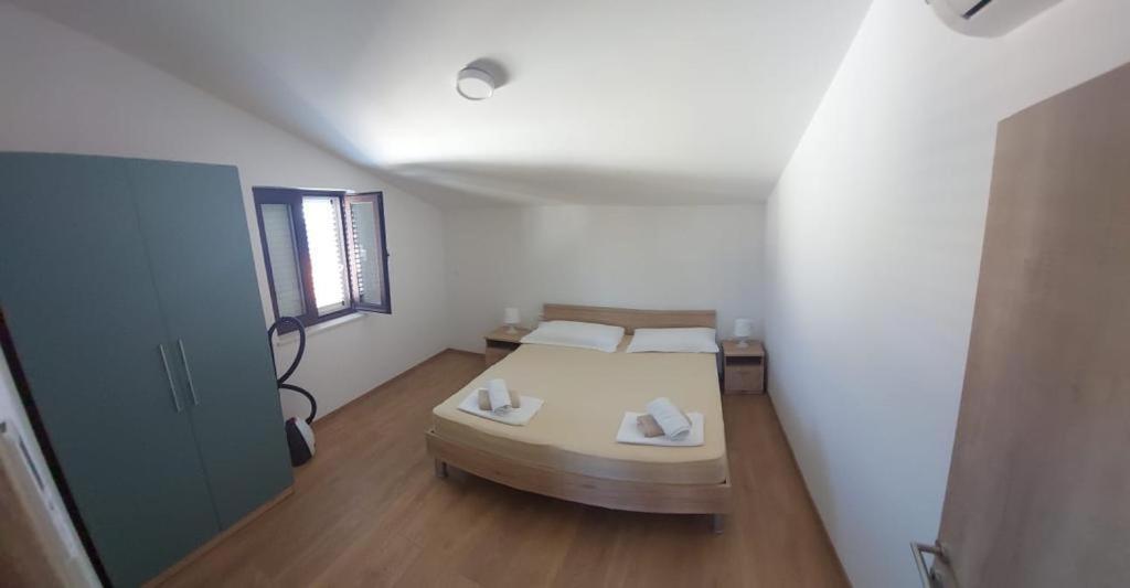 Apartments Boljat Trogir Bagian luar foto