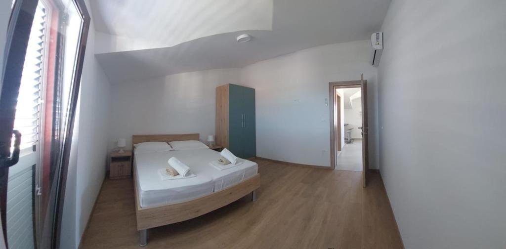 Apartments Boljat Trogir Bagian luar foto